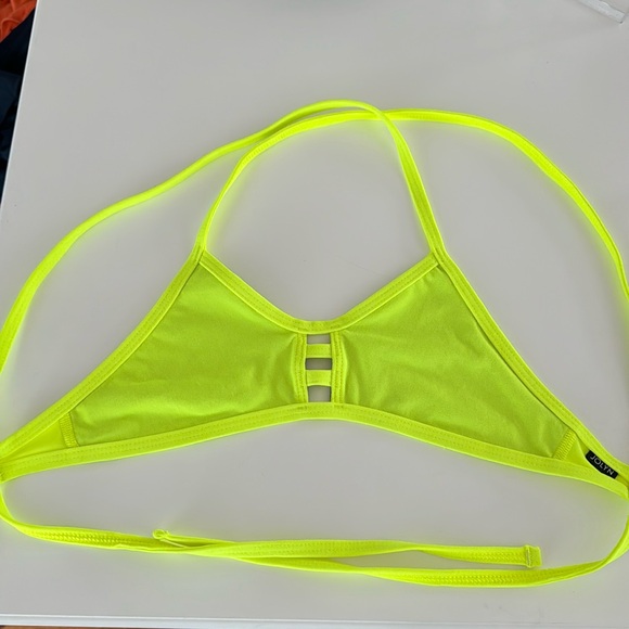 Jolyn Tomcat bikini top. Size XS. Neon yellow - Picture 1 of 2